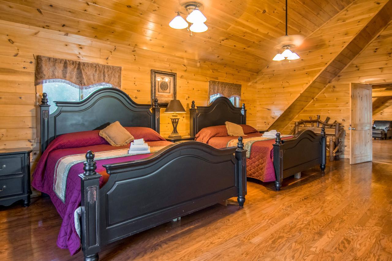 Moose Hollow Lodge Pigeon Forge Bagian luar foto